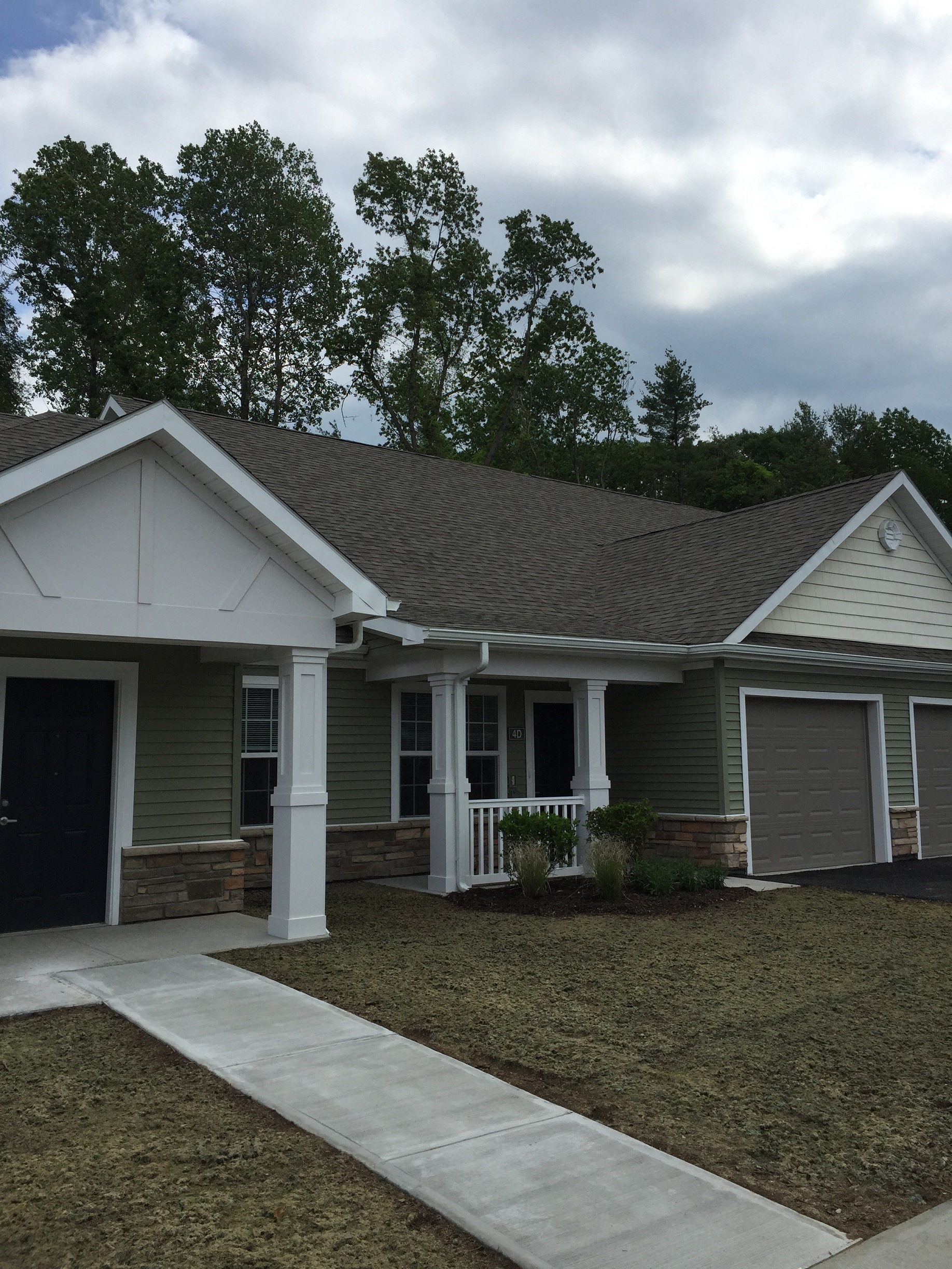 Sisson Reserve Apartments, 2 Stonehill Drive, S. Glens Falls, NY RentCafe